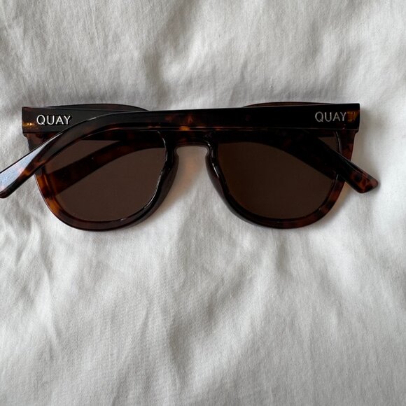 QUAY Noosa sunglasses main image 5